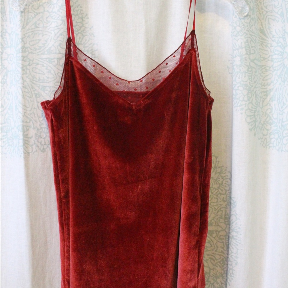 hollister red velvet cami